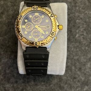 Citizen WR 200 Chronograph men's wristwatch